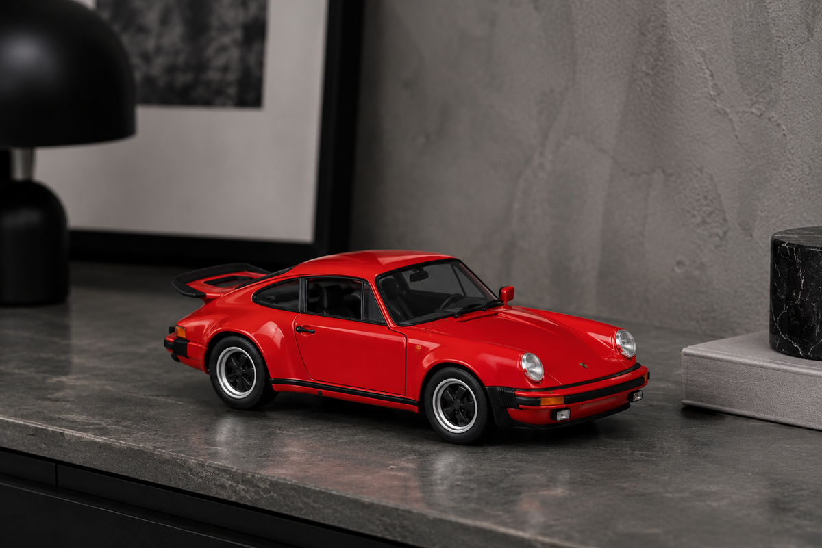 1974 Porsche 911 Turbo 3.0 Diecast Model | 1:24 Display Car